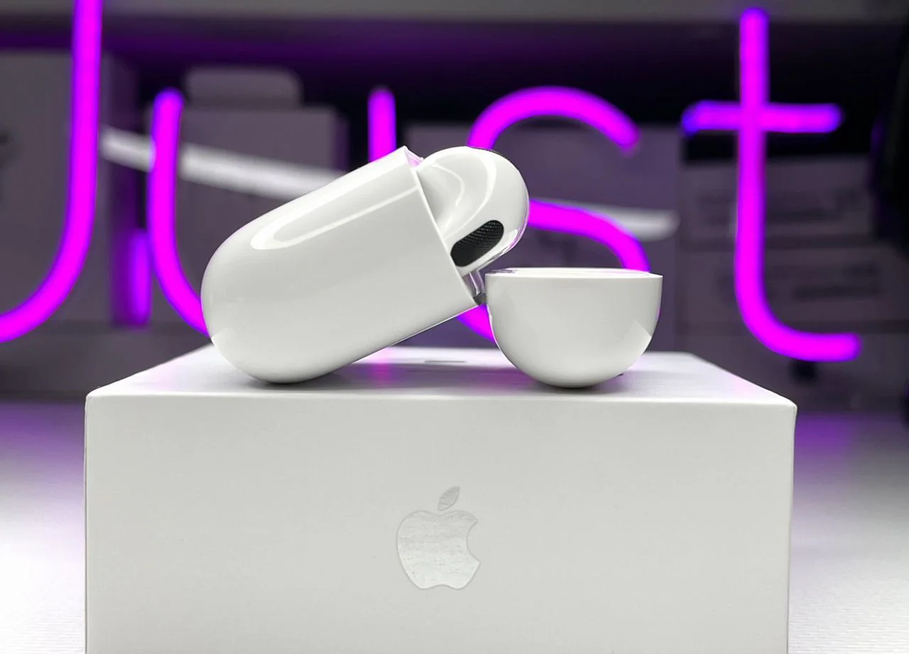 AirPods 4 ANC