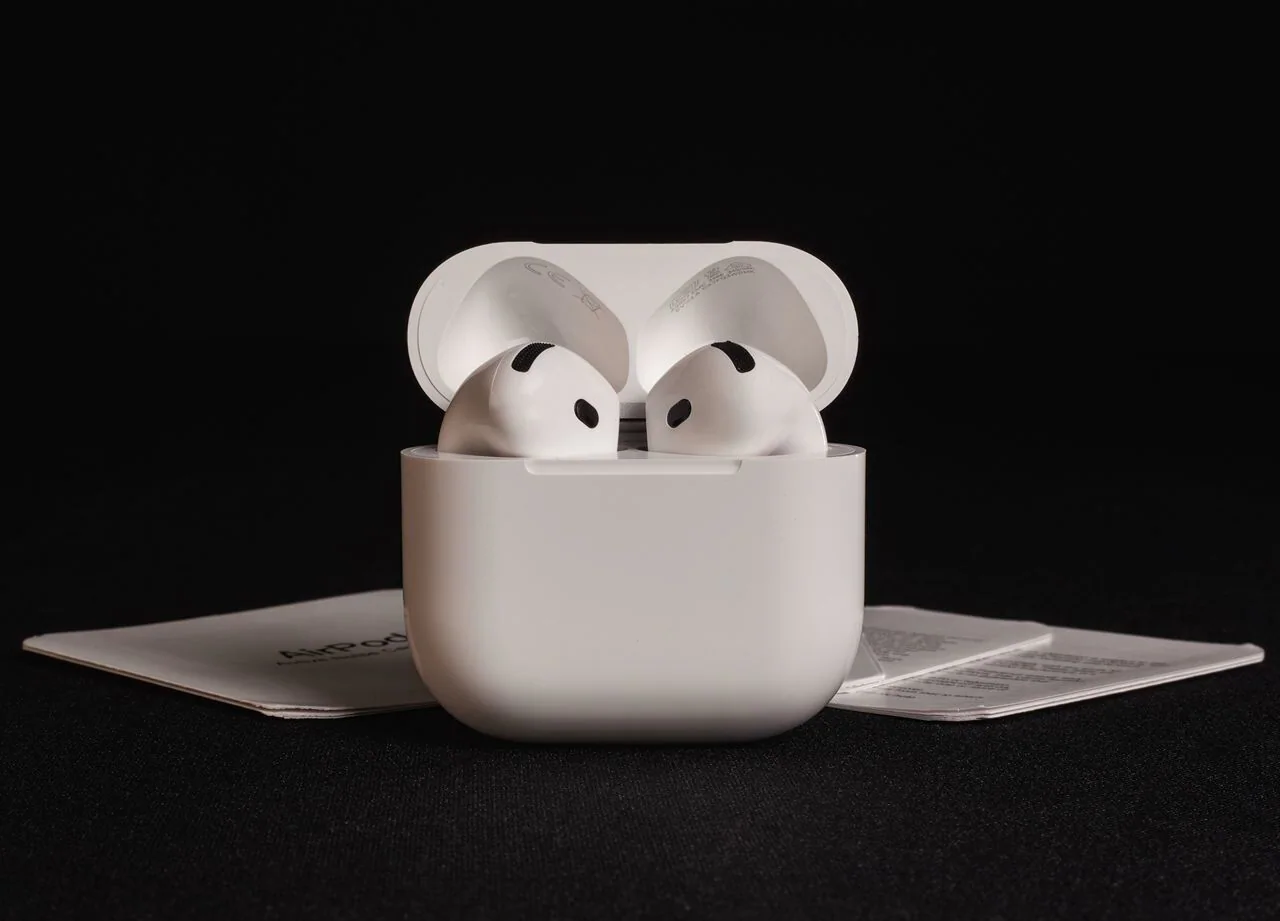AirPods 4