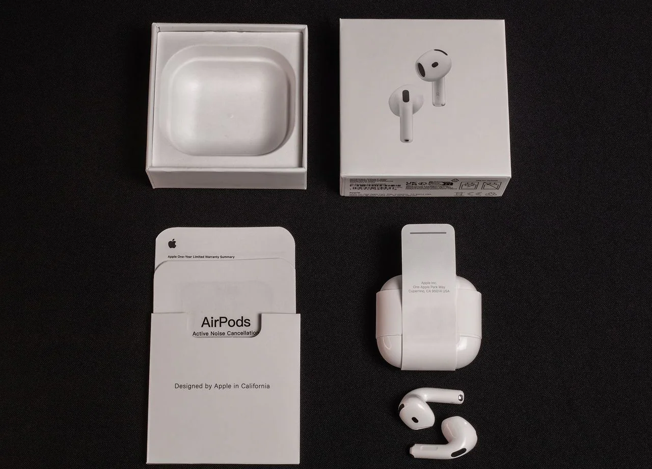 AirPods 4