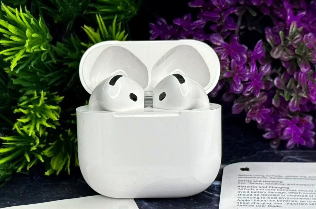 AirPods 4