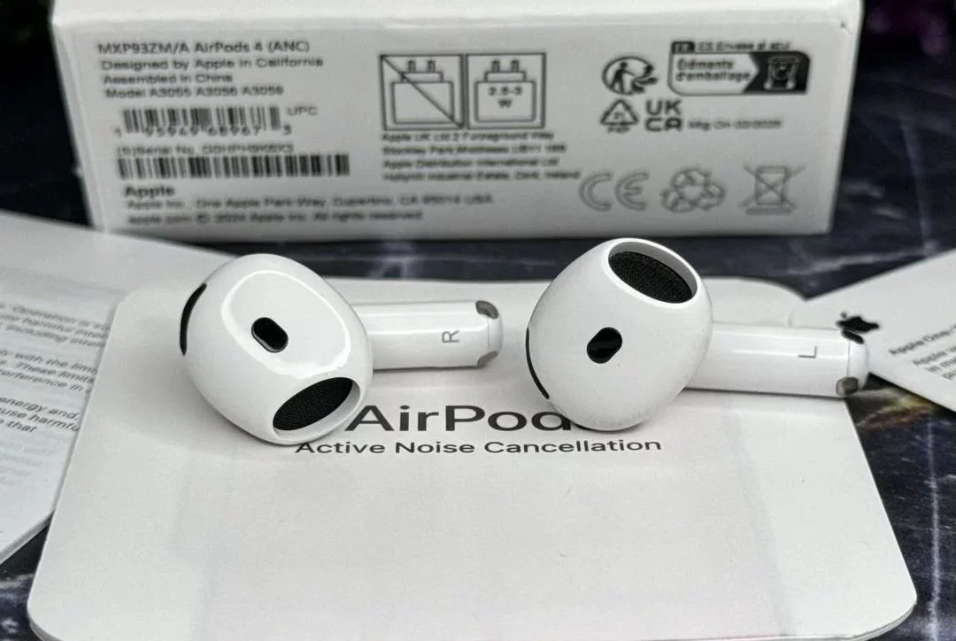 AirPods 4