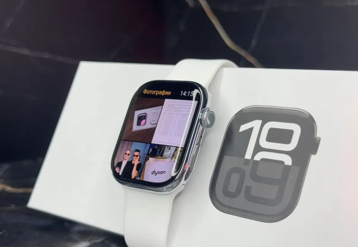 Apple Watch Series 11 Natural Titanium